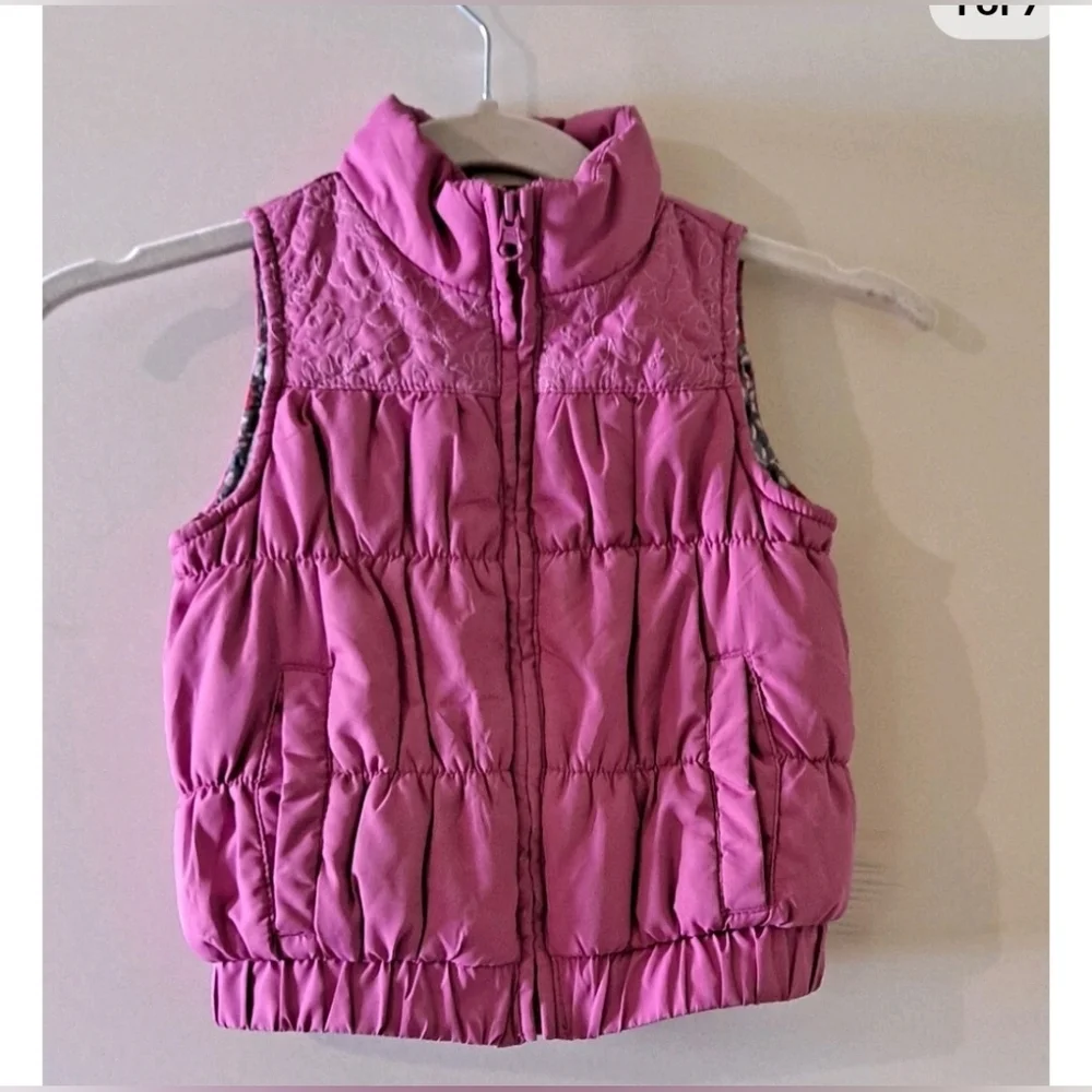 🩷💜 Girls Vest from Oshkosh  4T💕‎
